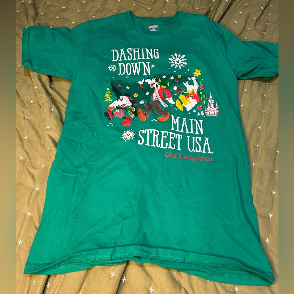 WDW Exclusive 2018 Magic Kingdom Dashing Down Main Street Shirt (S)